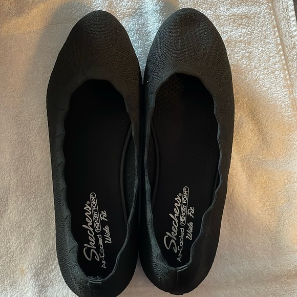 Shoes - Picture 1 of 10